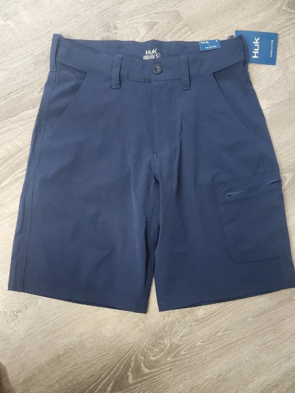 Huk Men's Navy Performance Fishing Shorts Size Small 10.5